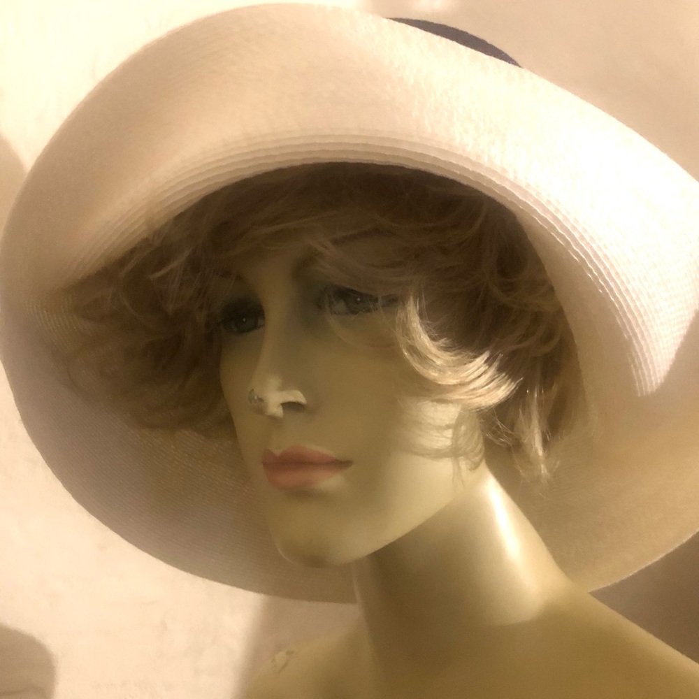 $350 PATRICIA UNDERWOOD STRAW HAT - Picture 3 of 8